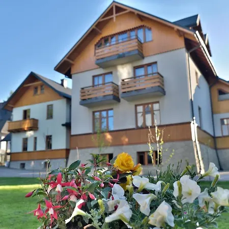 - Zakopianski Apartment